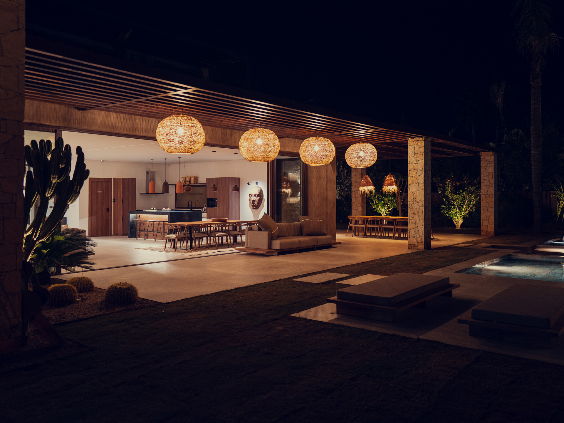 La Villa 58 at night
