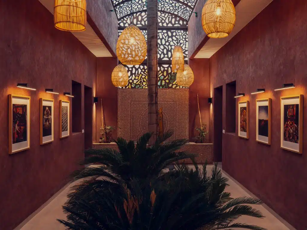Intérieur de la galerie d'art de La Villa 58